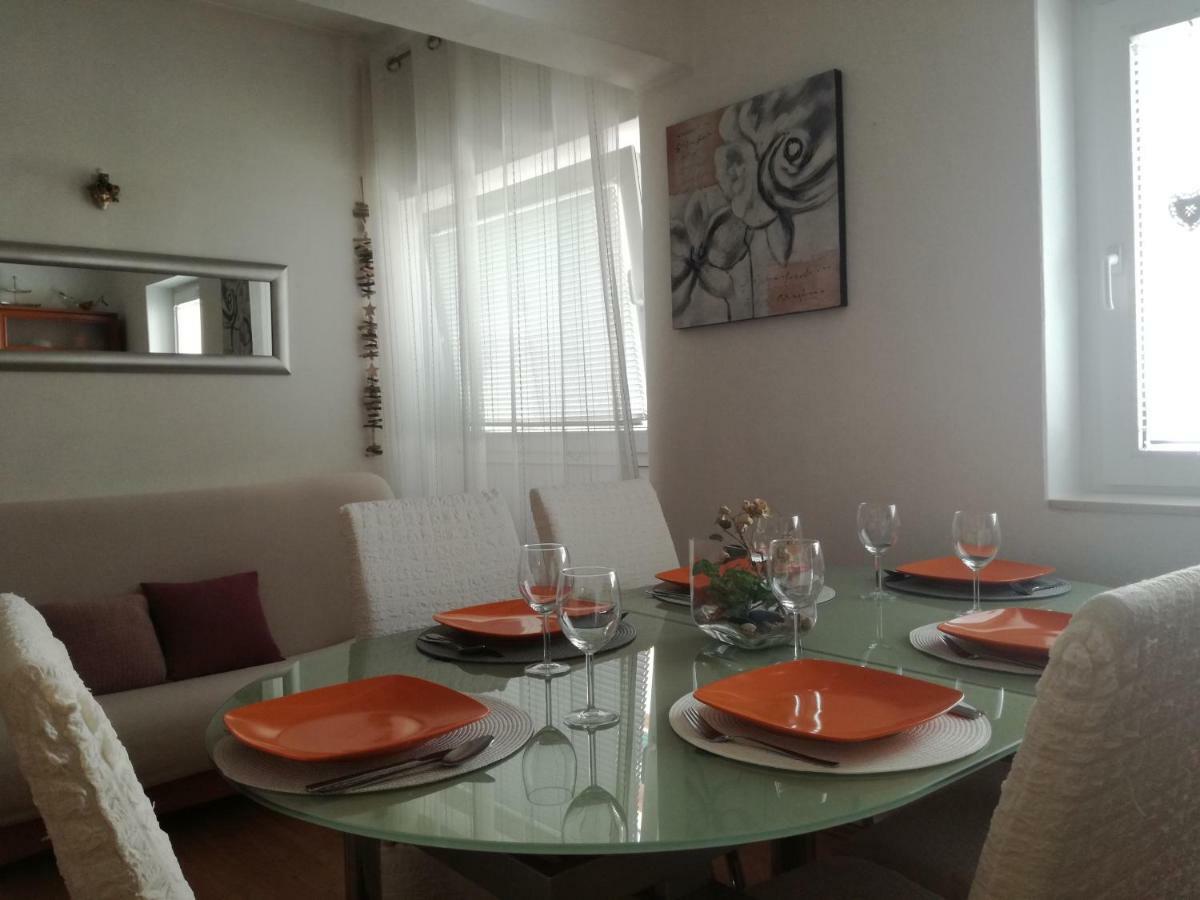 Apartments Vrime Biograd Na Moru Exterior foto